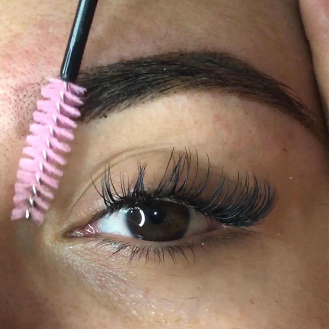 Cejas sombreadas antes y después