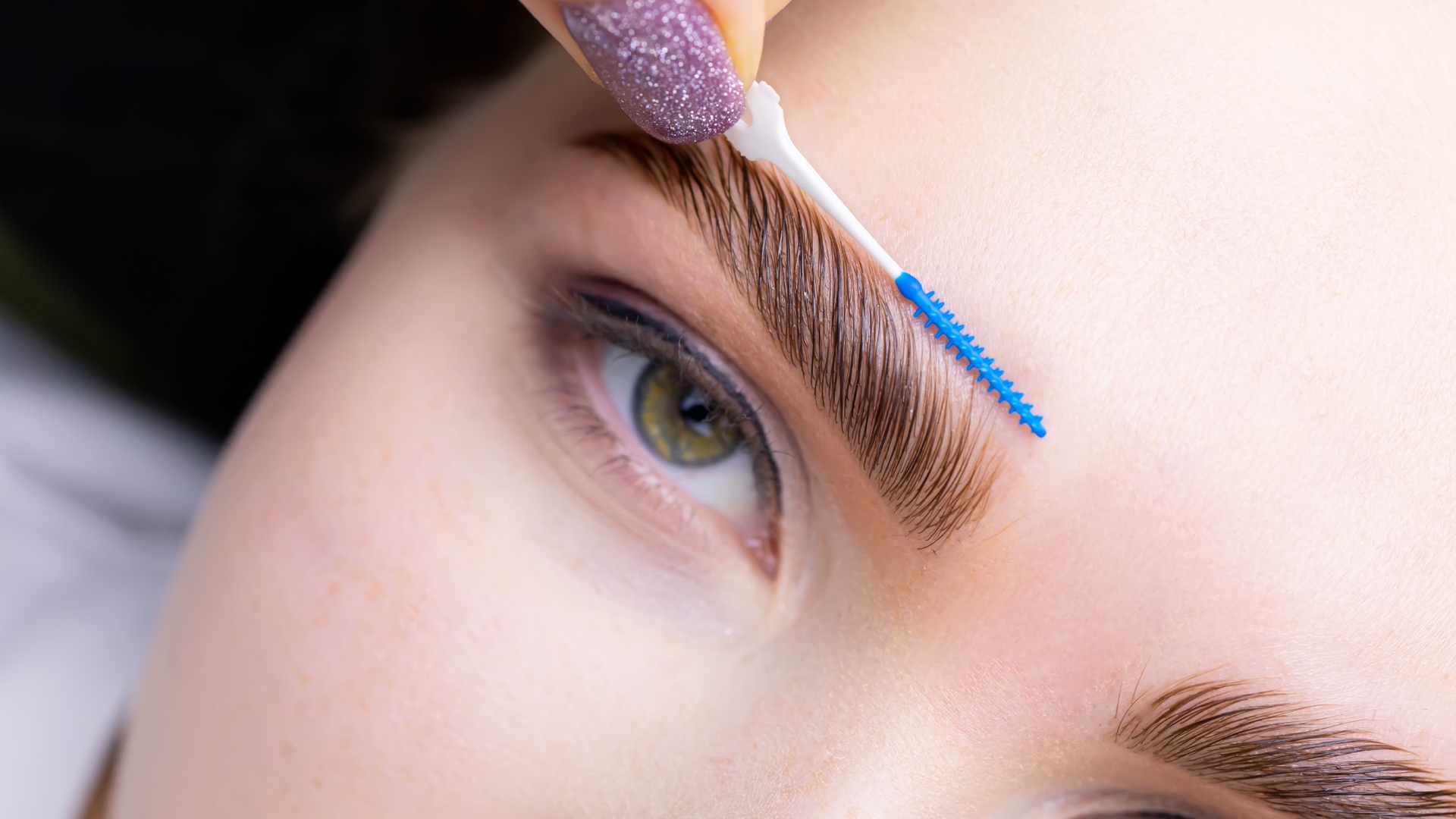Laminado de Cejas Profesional en Cali