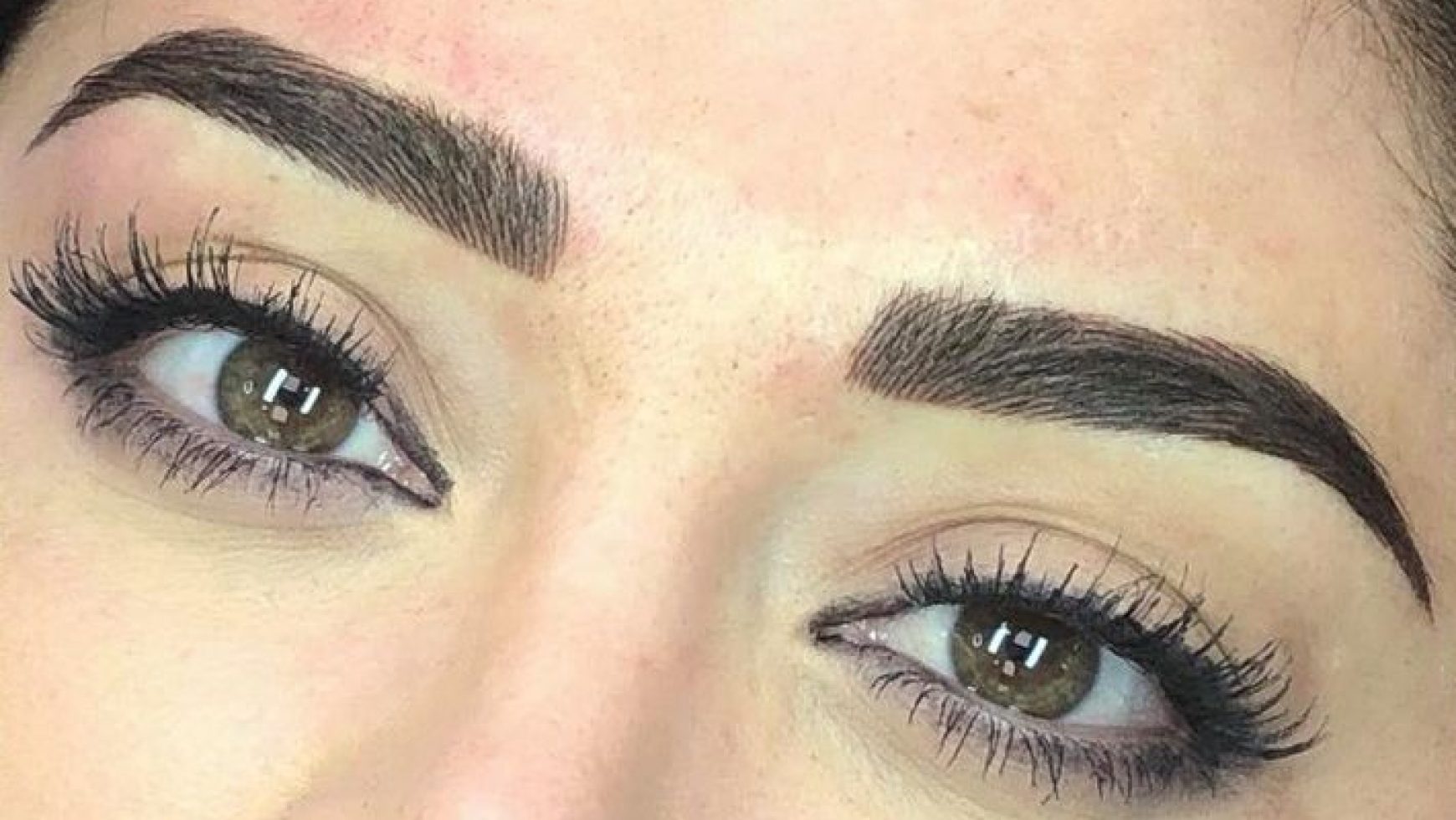 Micropigmentación de Cejas Profesional en Cali